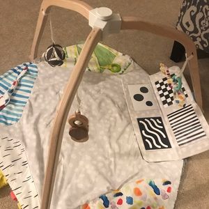 Lovevery play may and teepee